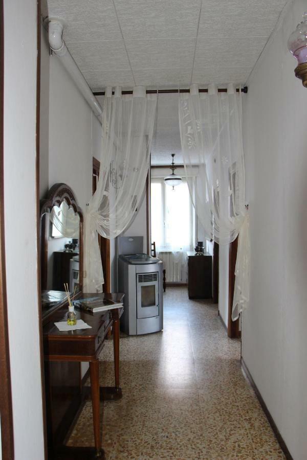 Casa Di Gianni Apartment Primaluna Exterior photo